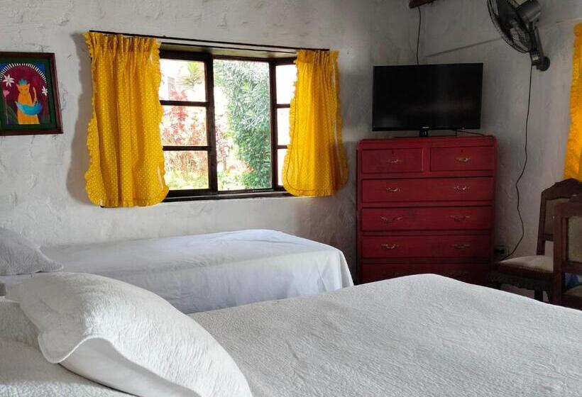 جناح عائلي, Casa Del Gringo