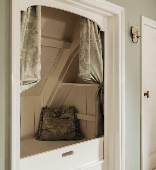 四人标准间, Inn On The Lake