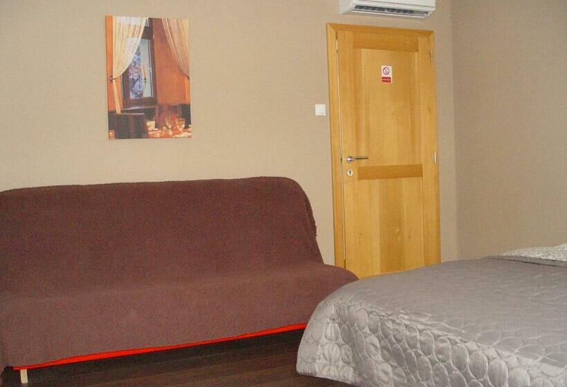 Номер Стандарт Трехместный, Penzion Zlaty Orol