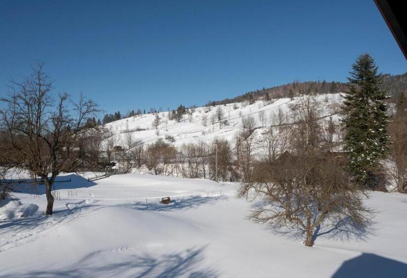 חדר סטנדרט לשלושה, Pensiunea Andaluz