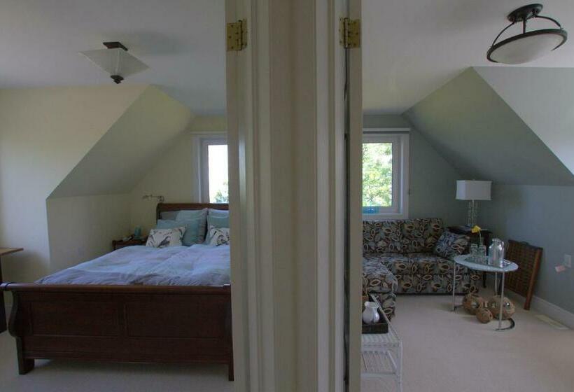 豪华套房, The Empty Nest B & B