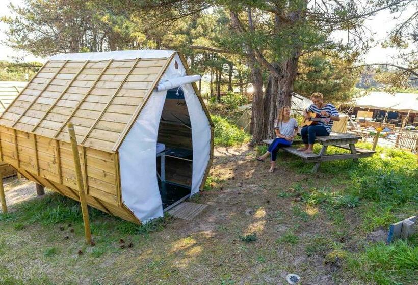 Standard Tent, Surfana Beach Bed & Breakfast Bloemendaal