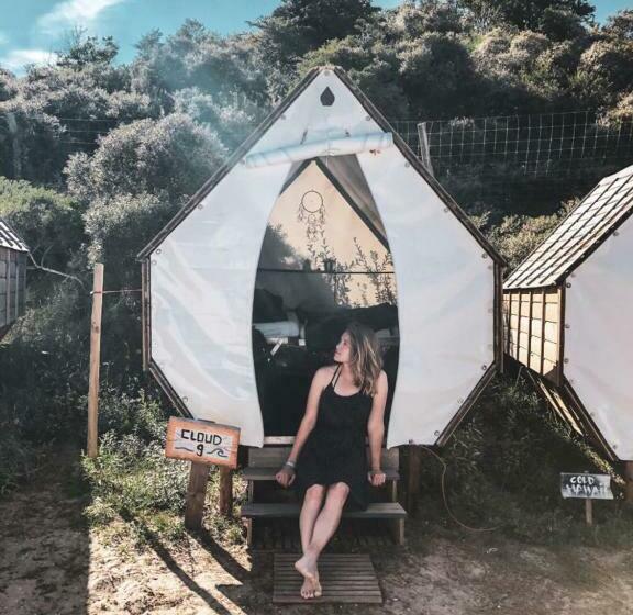 Standard Tent, Surfana Beach Bed & Breakfast Bloemendaal