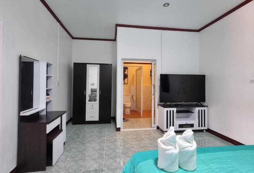 Habitació Estàndard amb Terrassa, Baan Sabaijai Resort & Omsorgssenter
