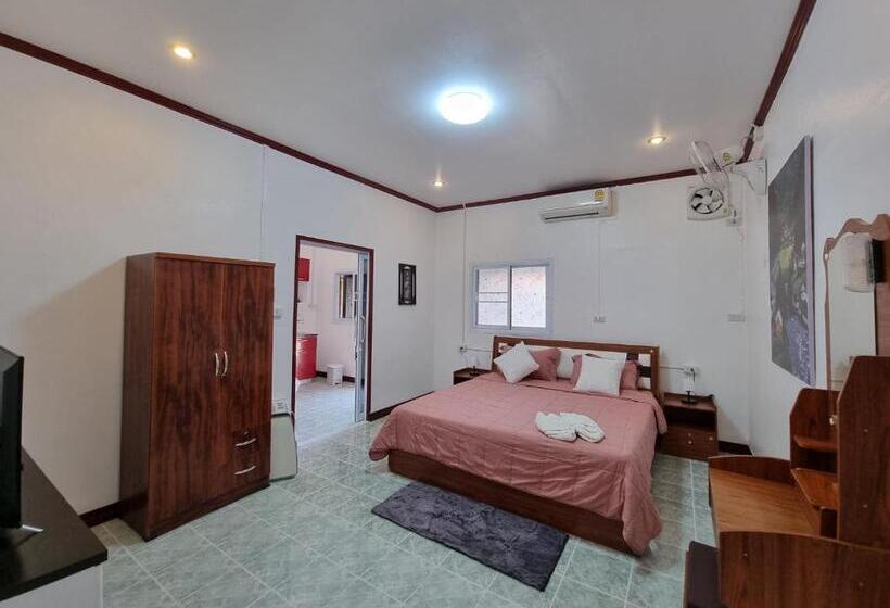 Habitació Estàndard amb Terrassa, Baan Sabaijai Resort & Omsorgssenter