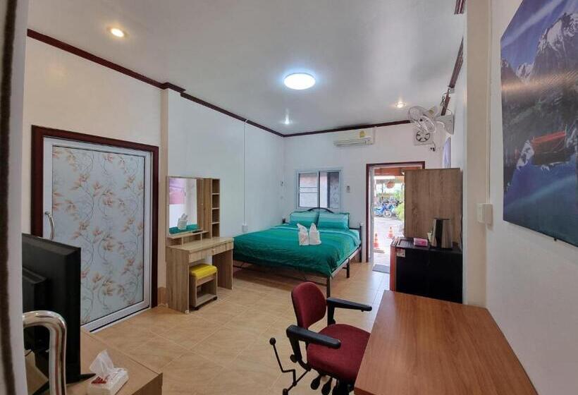 스탠다드 테라스 룸, Baan Sabaijai Resort & Omsorgssenter
