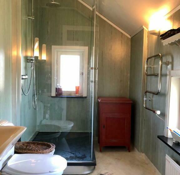 חדר משפחתי, Mooi! Gula Huset