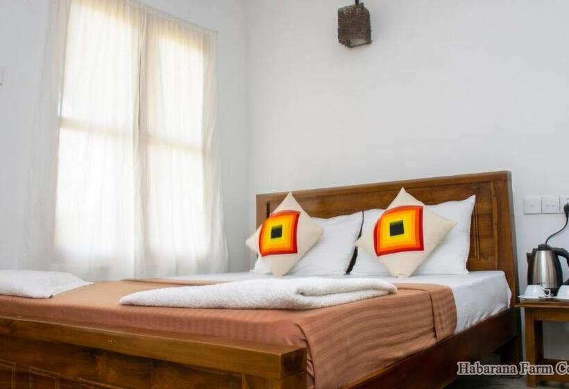 غرفة عائلية, Habarana Farm Cottage