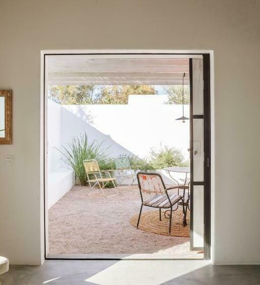 스탠다드 룸, Hospedaria