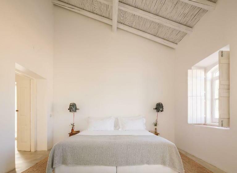 스탠다드 룸, Hospedaria