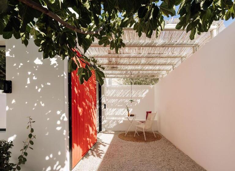 스탠다드 룸, Hospedaria