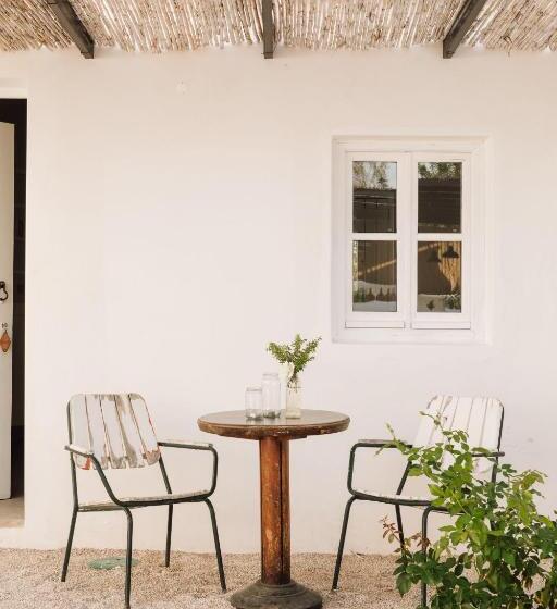 스탠다드 룸, Hospedaria