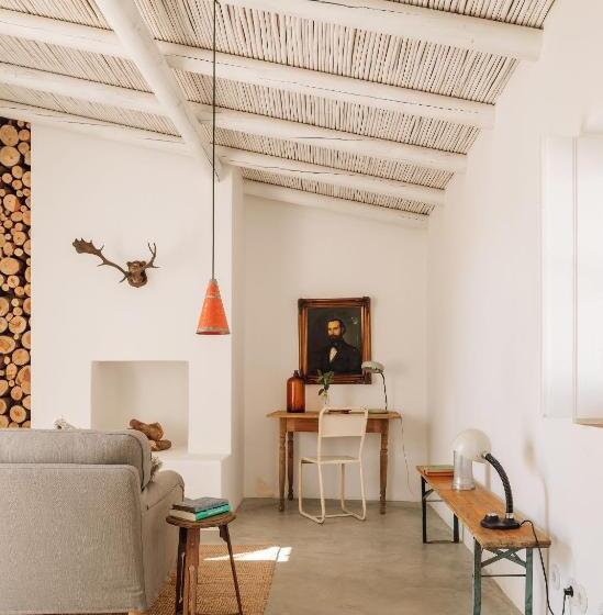 스탠다드 룸, Hospedaria