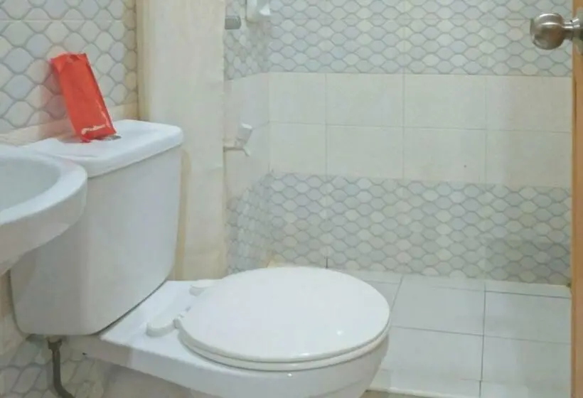 スタンダードトリプルルーム, Reddoorz Near Talisay District Hospital