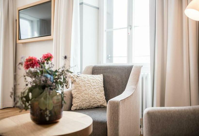 جناح, Weissenstein