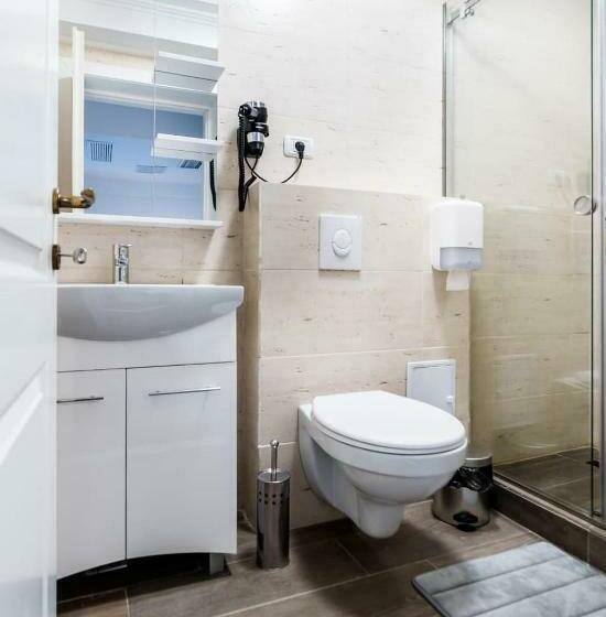 스탠다드 룸, Forest M,constanta