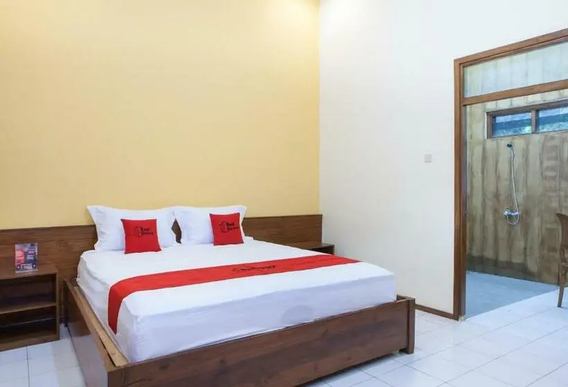 スイート, Reddoorz Near Baluran National Park