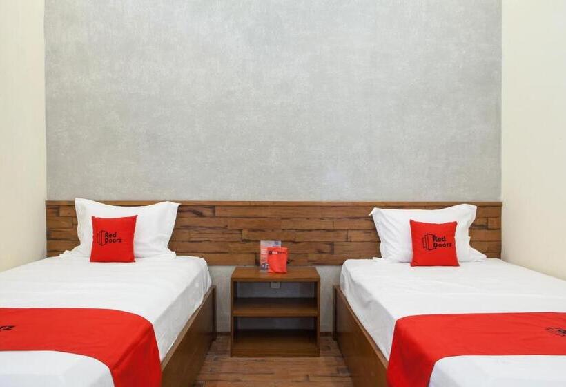 Номер Стандарт, Reddoorz Near Baluran National Park