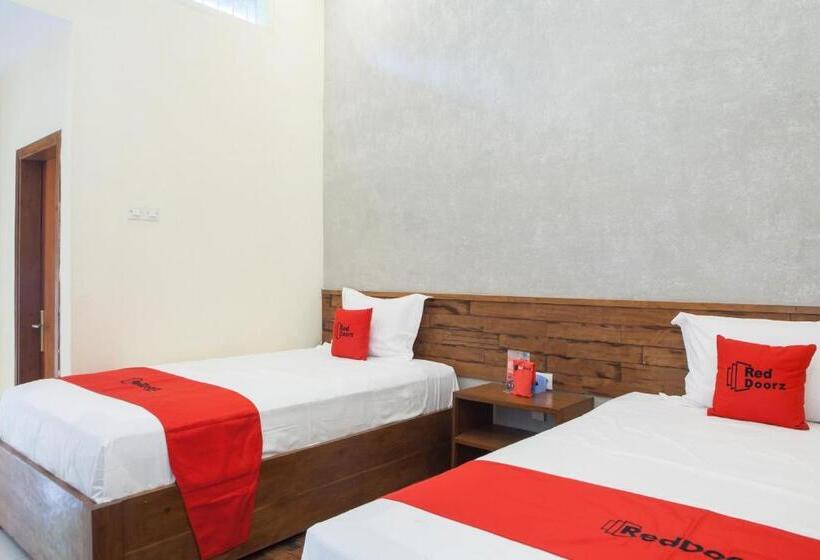 חדר סטנדרט, Reddoorz Near Baluran National Park