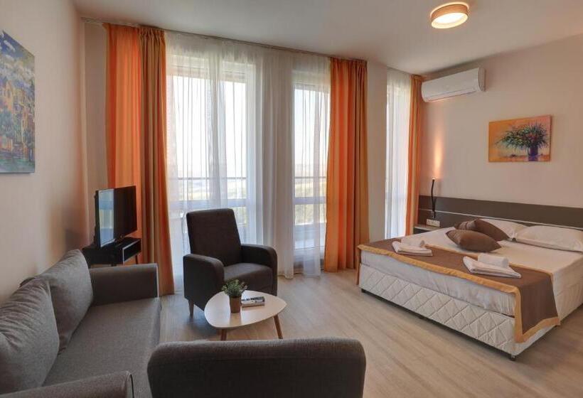 デラックスルーム, Eco Complex Zdravets