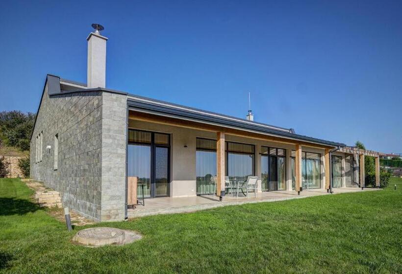 ３ベッドルームハウス, Eco Complex Zdravets