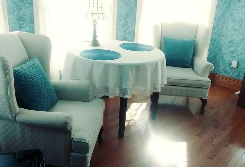 キングサイズベッドのスイートルーム, Twin Peaks B&b