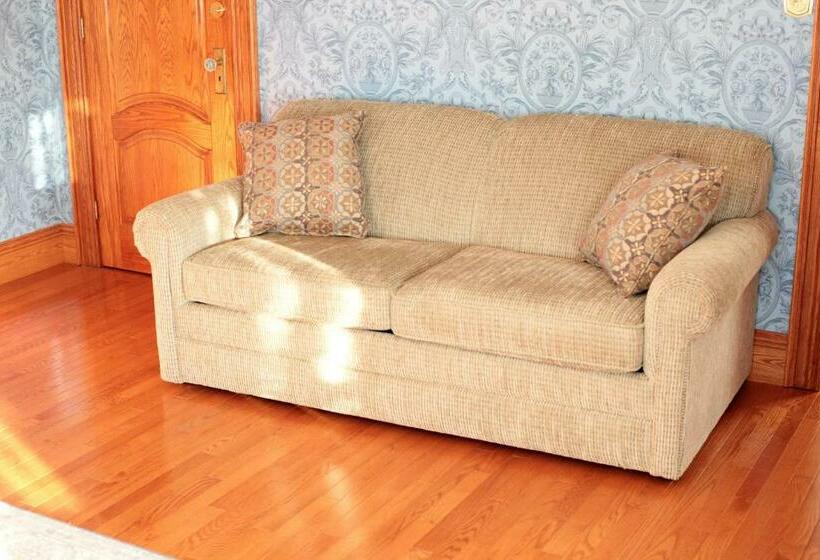 جناح سرير كينج, Twin Peaks B&b