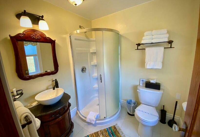 디럭스 룸, Twin Peaks B&b