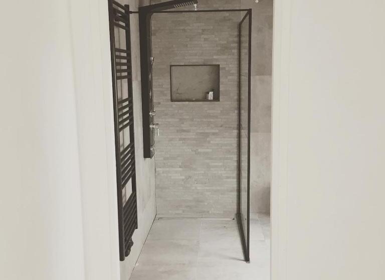 デラックスルーム, Lyklamastate