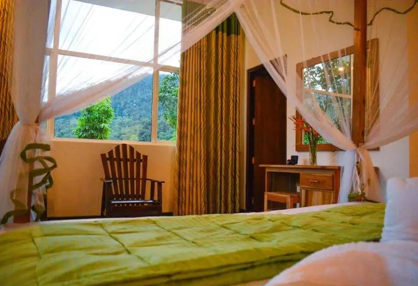 デラックスルーム, Evergreen Villa Sinharaja