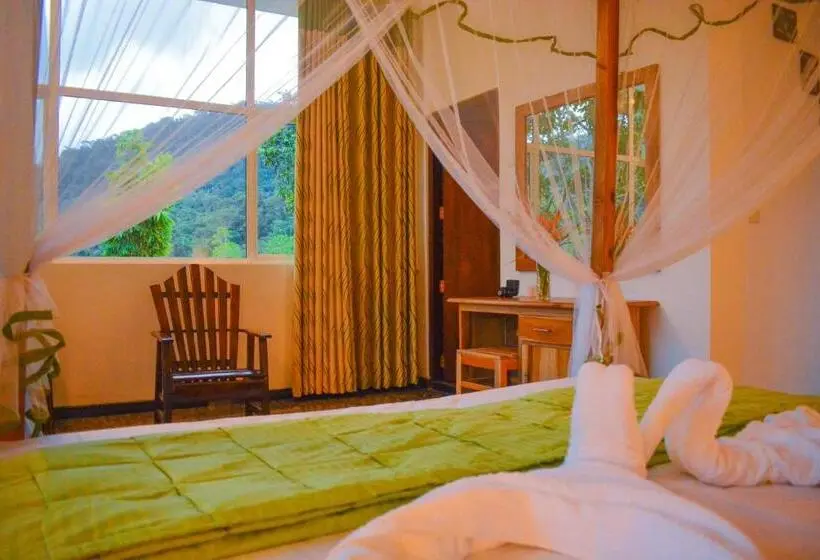 デラックスルーム, Evergreen Villa Sinharaja