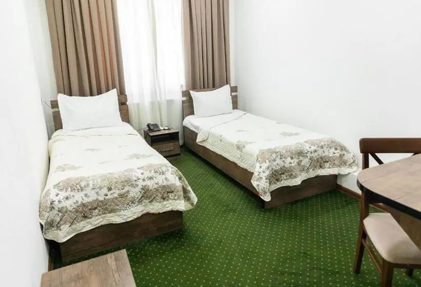 スーペリアールーム, A Hotel Ex Magistral