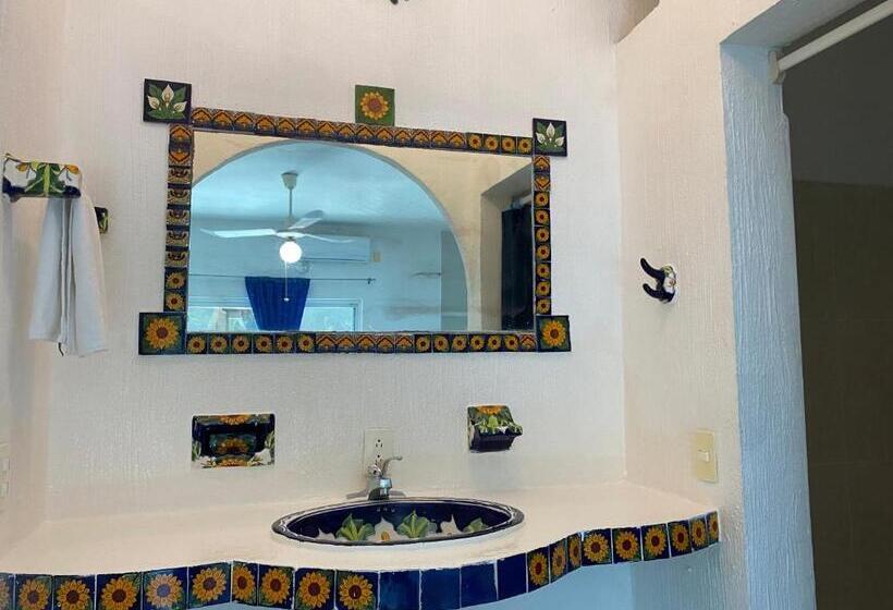 带2个双人床的标准工作室, Paraiso Kora