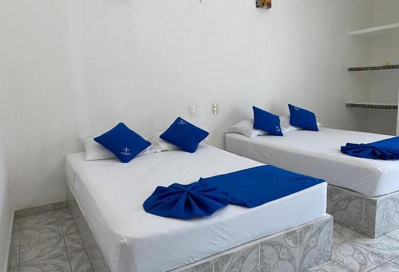 带2个双人床的标准工作室, Paraiso Kora