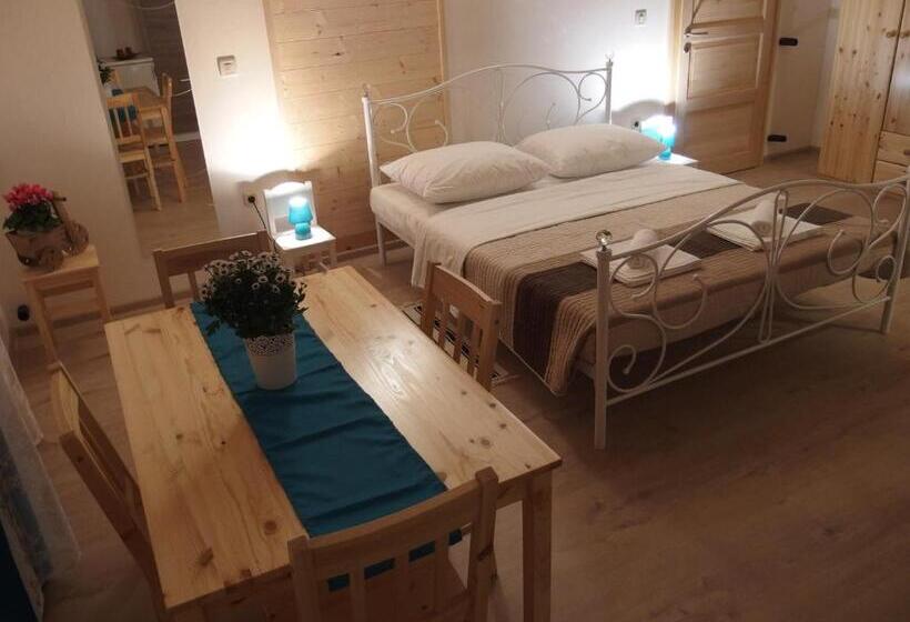 스탠다드 스튜디오, Guesthouse Casetta Verde