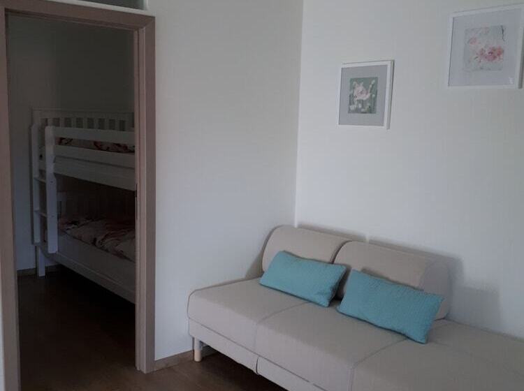 غرفة عائلية, B&b De Fruithoeve