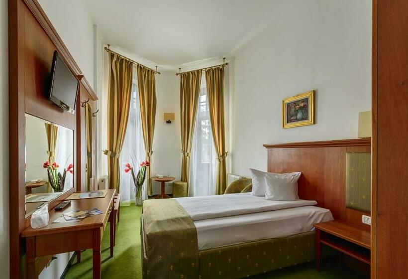 스탠다드 싱글 룸, Palace