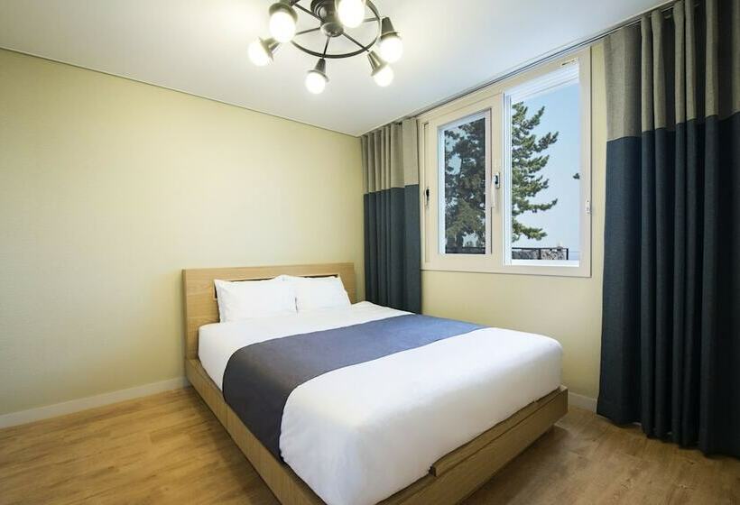 ファミリールーム, Haeden Ville