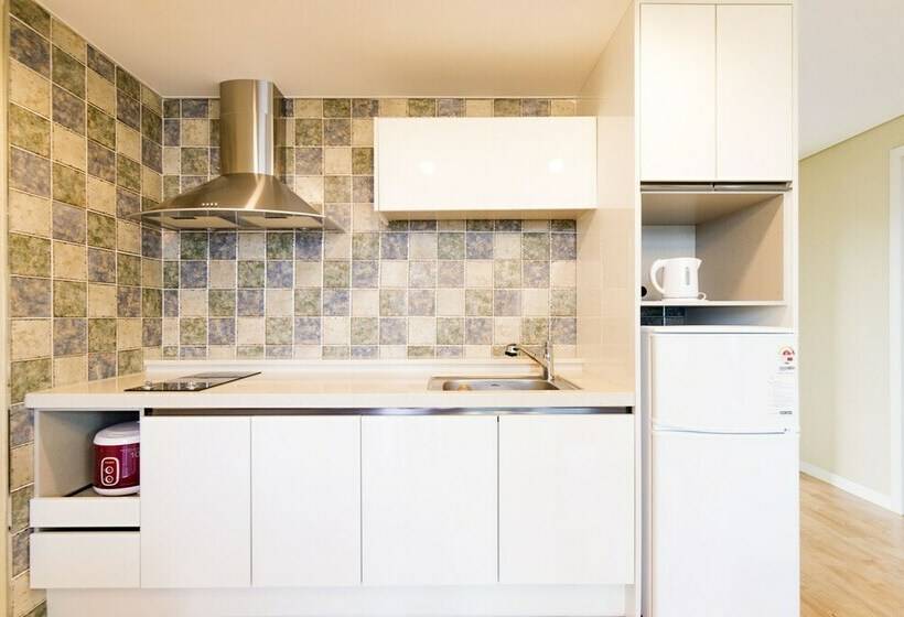 ファミリールーム, Haeden Ville