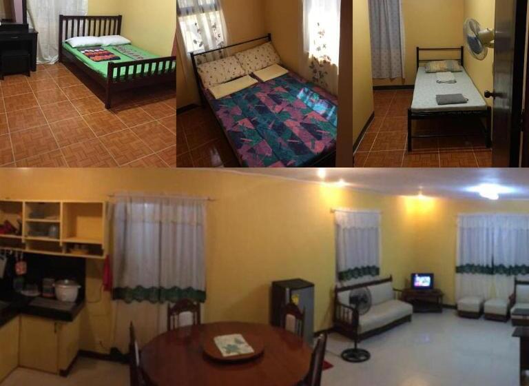 اتاق خانوادگی, Pines Mansion