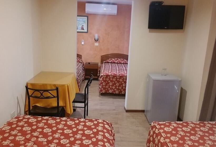 スタンダードトリプルルーム, El Brujo Hotel   La Merced