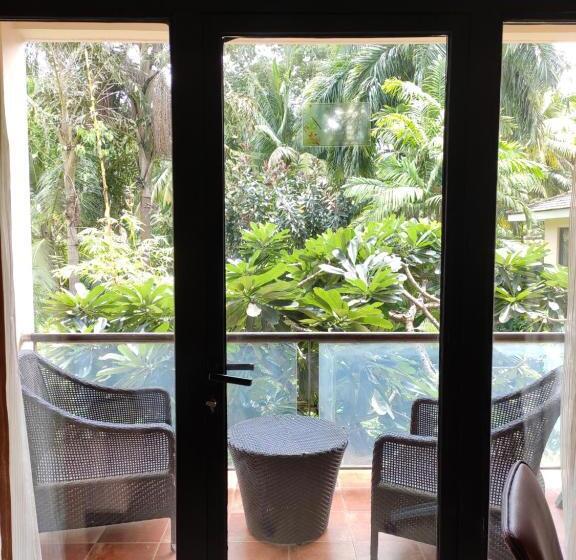 חדר סטנדרט נוף לגינה, Goa Marriott Resort & Spa