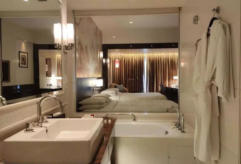 クイーンサイズベッドのスタンダードルーム, Goa Marriott Resort & Spa