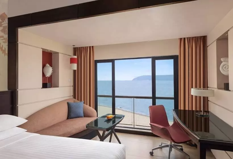 景色の見えるスイートルーム, Goa Marriott Resort & Spa