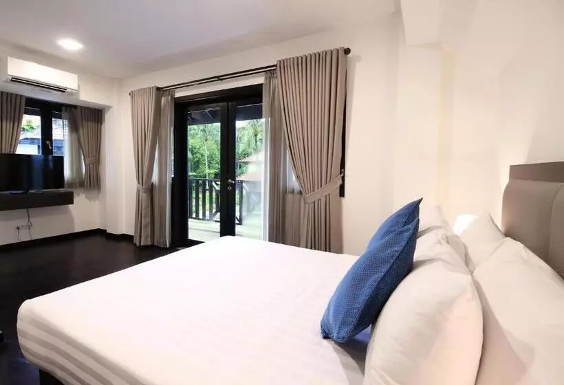 ویلای 3 خوابه, Banyu Biru Villa
