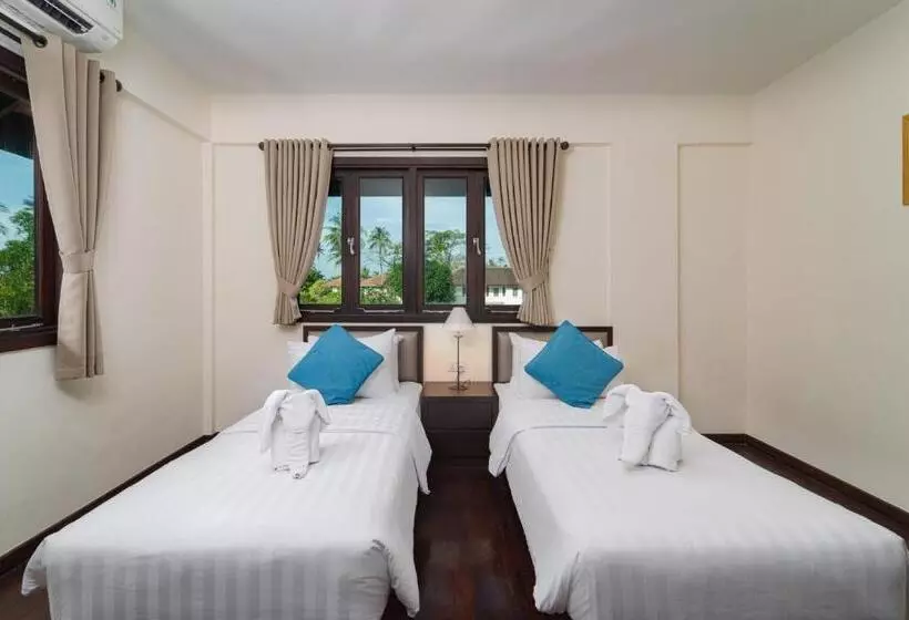ویلای 3 خوابه, Banyu Biru Villa