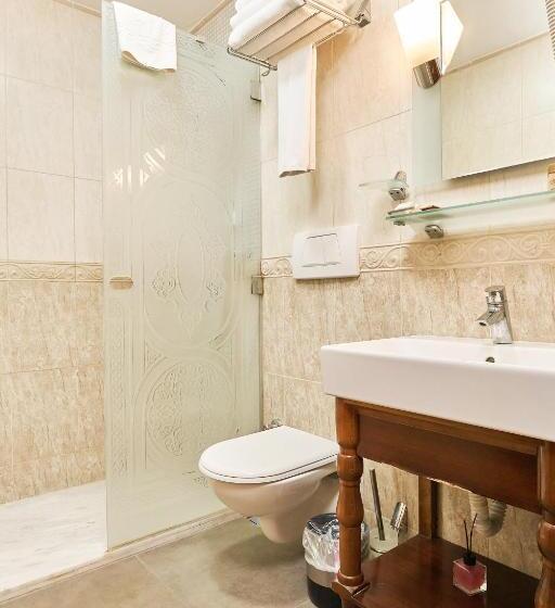 اتاق استاندارد سه نفره, Best Western Empire Palace Hotel & Spa