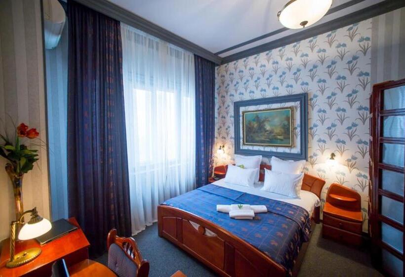 سوییت خانوادگی, Bucharest Comfort Suites