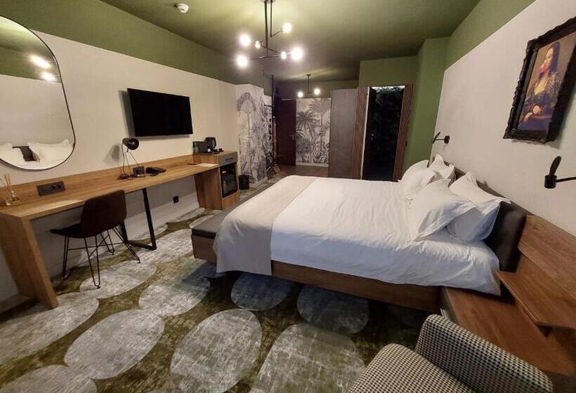 سوییت سوپریور, Bucharest Comfort Suites