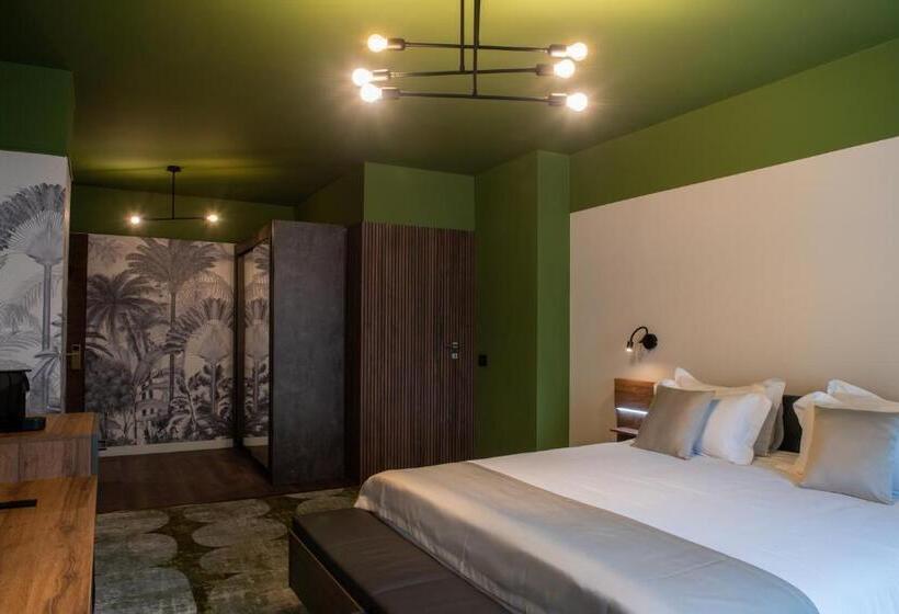 سوییت سوپریور, Bucharest Comfort Suites